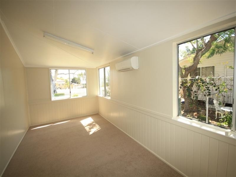 52 Galah Street, Longreach QLD 4730