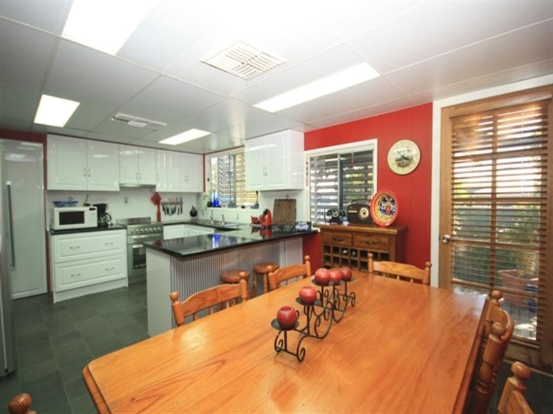 19 Brolga Street, Longreach QLD 4730