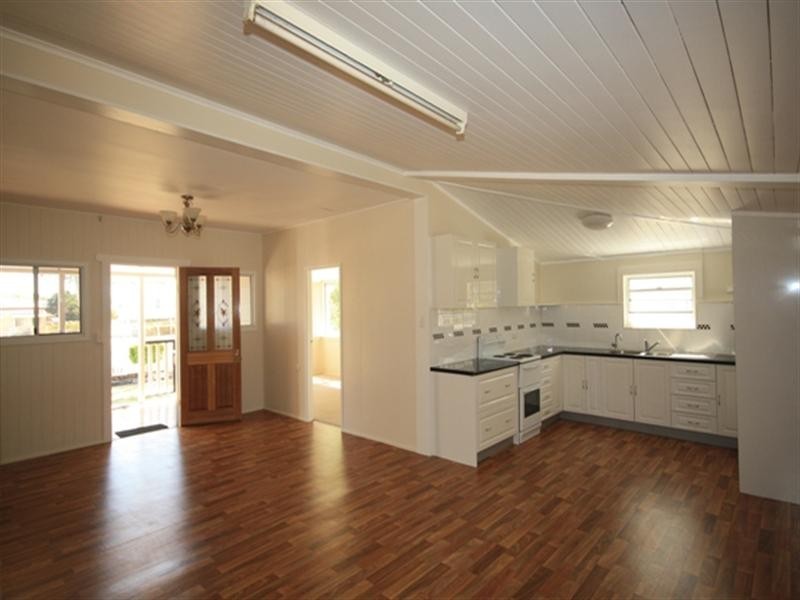 52 Galah Street, Longreach QLD 4730