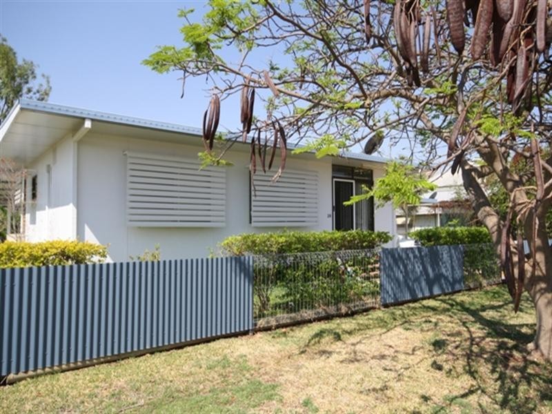 28 Plover Street, Longreach QLD 4730