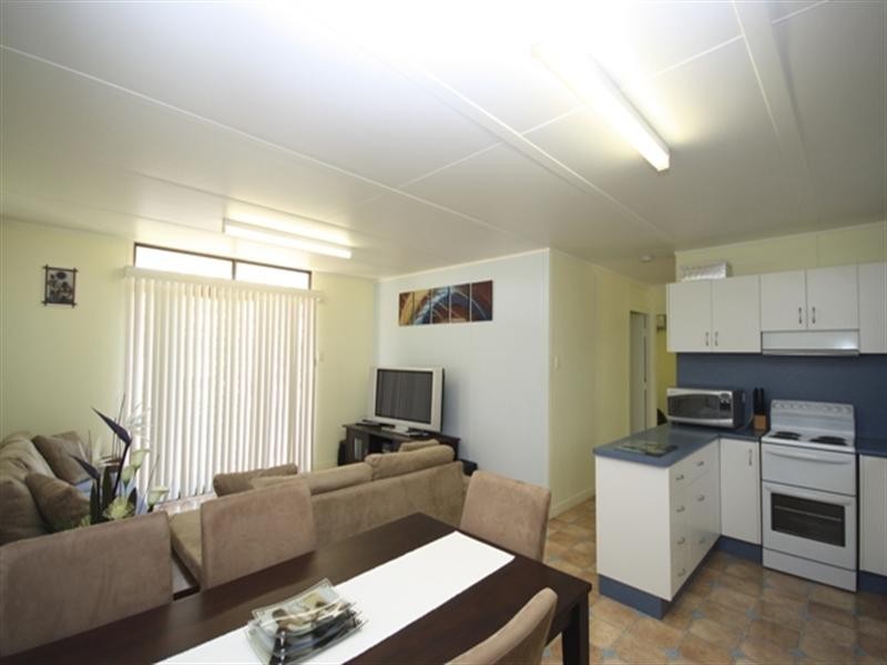 28 Plover Street, Longreach QLD 4730