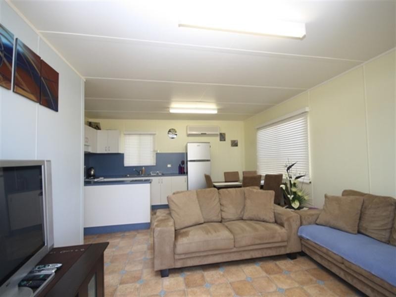 28 Plover Street, Longreach QLD 4730