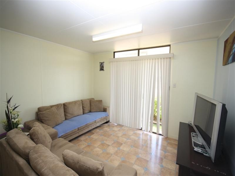 28 Plover Street, Longreach QLD 4730