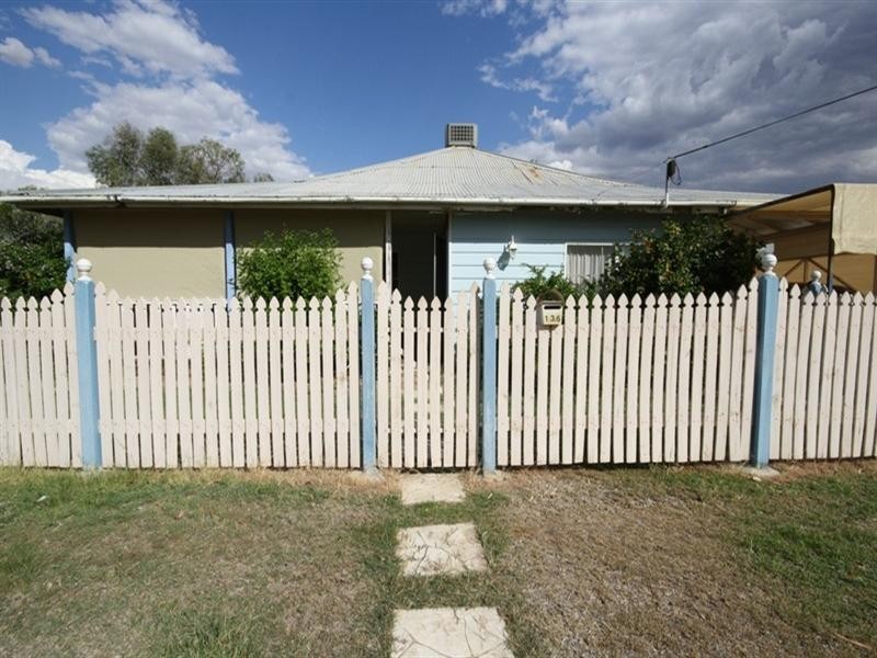 136 Galah Street, Longreach QLD 4730