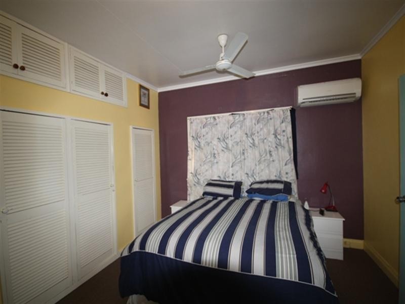 156 Galah Street, Longreach QLD 4730