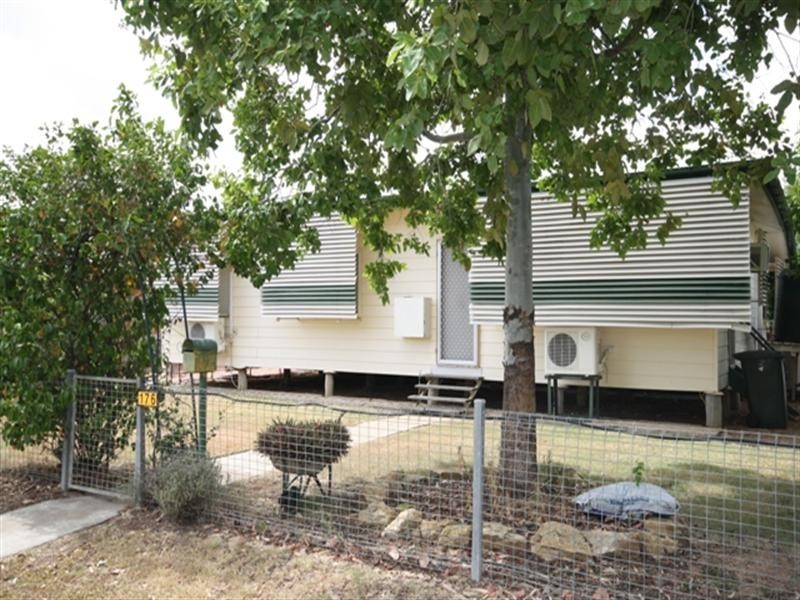 176 Kingfisher Street, Longreach QLD 4730