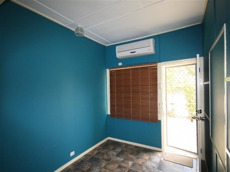 176 Kingfisher Street, Longreach QLD 4730