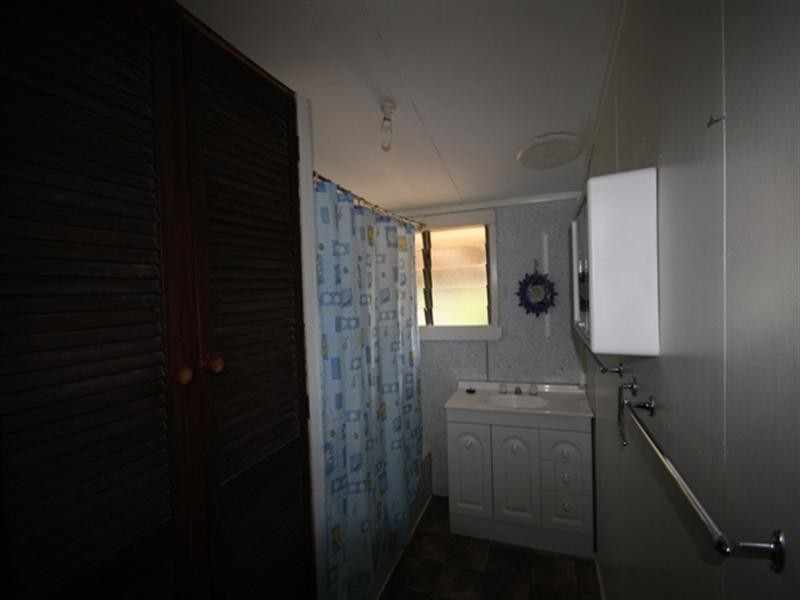 176 Kingfisher Street, Longreach QLD 4730