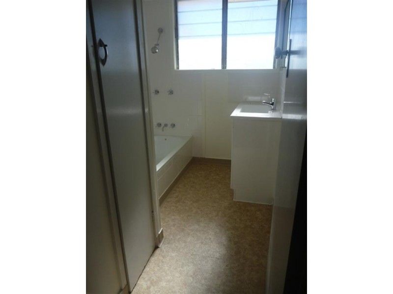 17 Wellshot Street, Ilfracombe QLD 4727