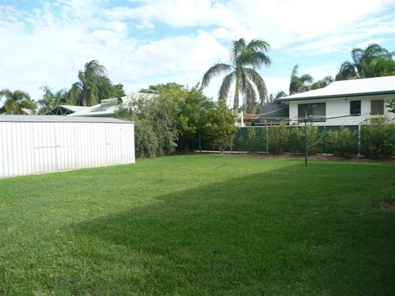 4 Jabiru, Longreach QLD 4730