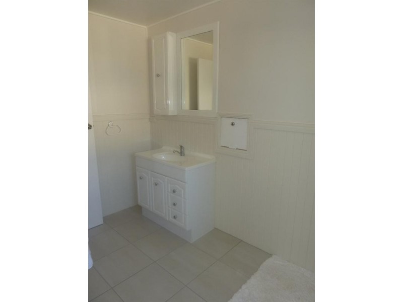 108 Cassowary, Longreach QLD 4730