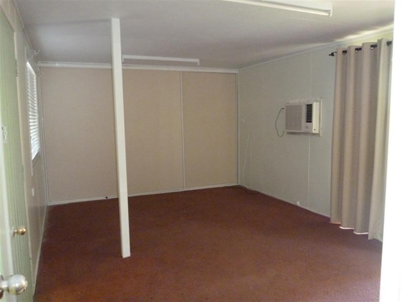 25 Crane Street, Longreach QLD 4730