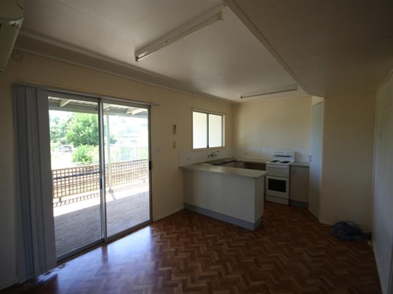 42 Plover Street, Longreach QLD 4730