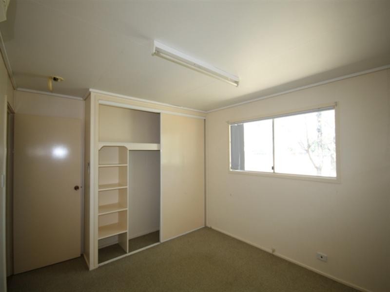 42 Plover Street, Longreach QLD 4730