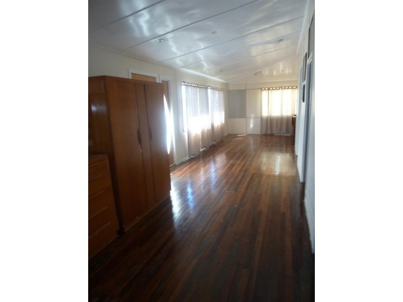 126 Emu Street, Longreach QLD 4730