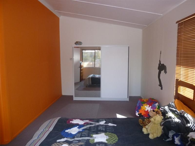 126 Emu Street, Longreach QLD 4730