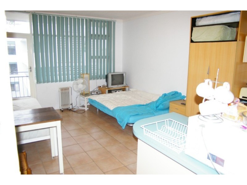 18/2-4 Pine Street, Manly NSW 2095