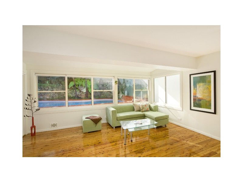 26 Roscommon Crescent, Killarney Heights NSW 2087