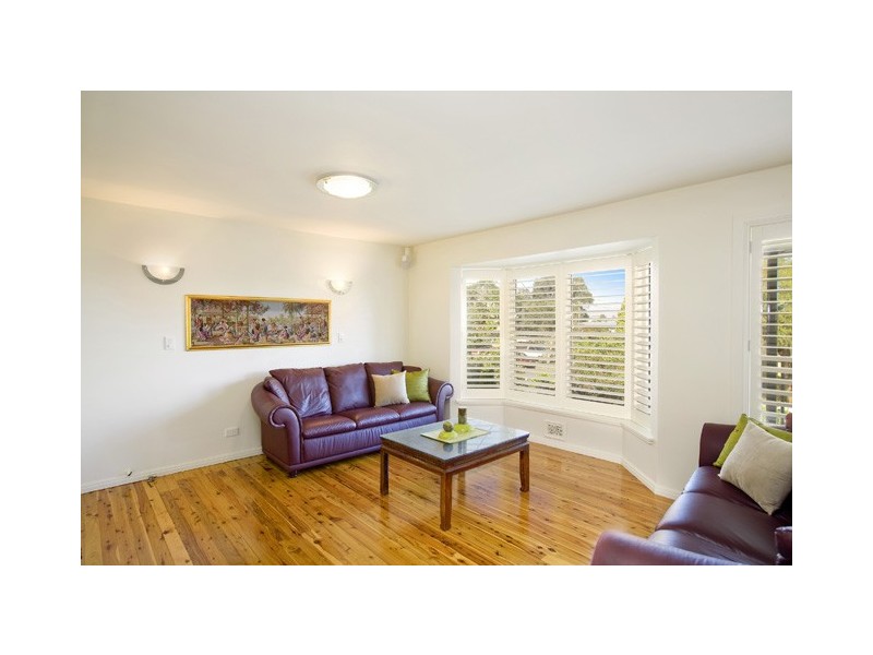 26 Roscommon Crescent, Killarney Heights NSW 2087