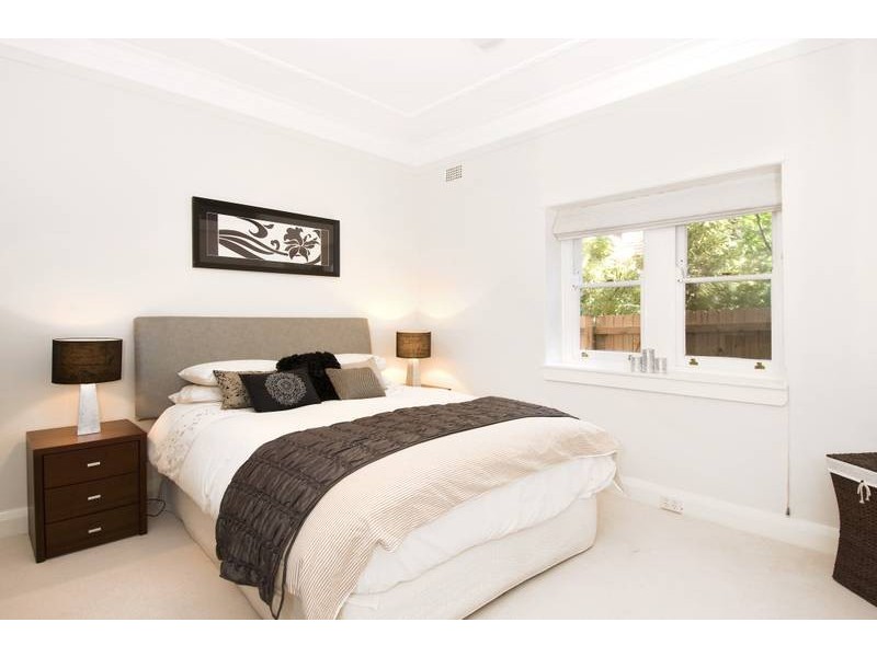 15 Bolingbroke Parade, Fairlight NSW 2094