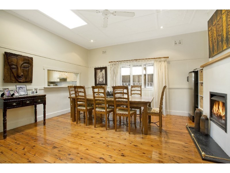 2 Kempbridge Avenue, Seaforth NSW 2092