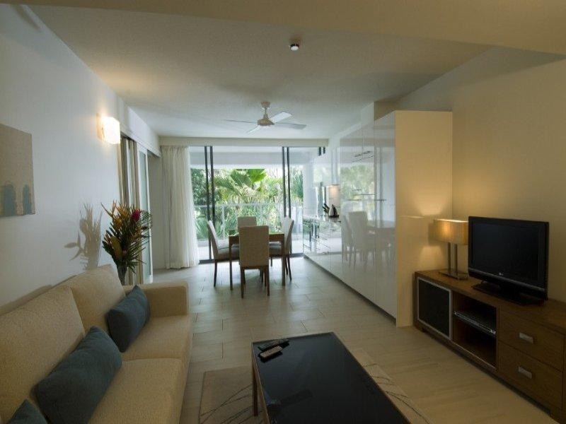 47 Williams Esplanade, Palm Cove QLD 4879