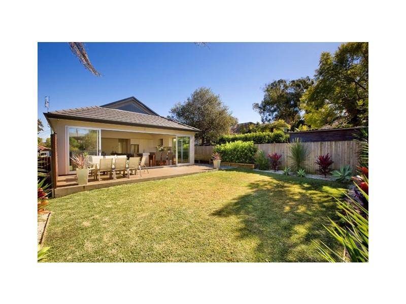 5 Calder Street, North Curl Curl NSW 2099