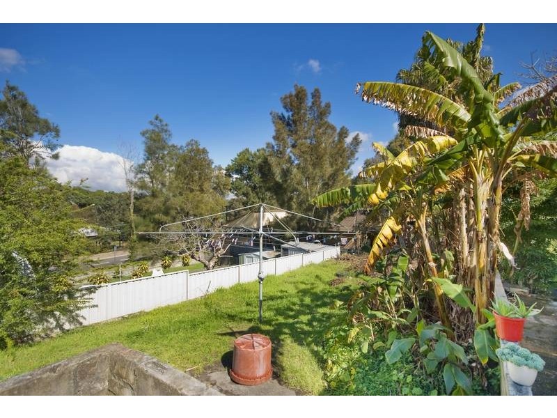 6 Pine Avenue, Brookvale NSW 2100