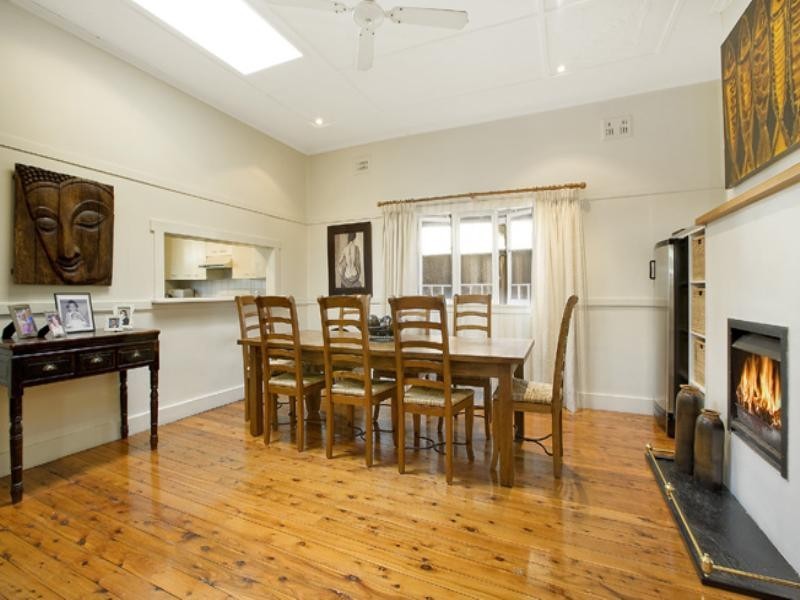 2 Kempbridge Avenue, Seaforth NSW 2092