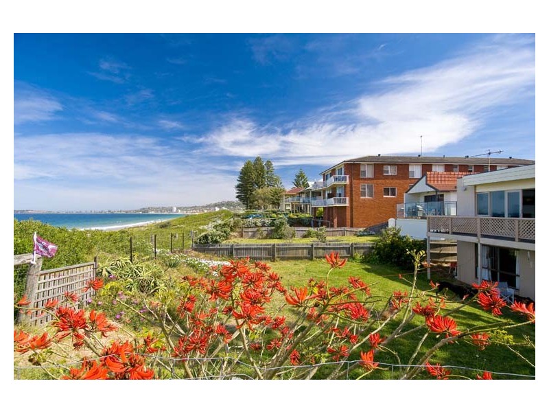 2 Tourmaline Street, Narrabeen NSW 2101