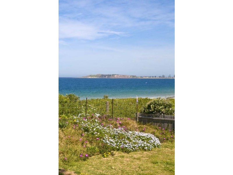 2 Tourmaline Street, Narrabeen NSW 2101