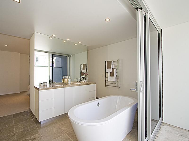 1/76-78 North Steyne, Manly NSW 2095