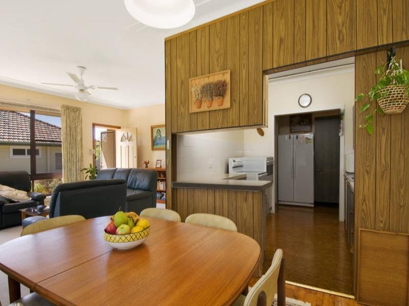 4 Nyrang Road, Allambie Heights NSW 2100