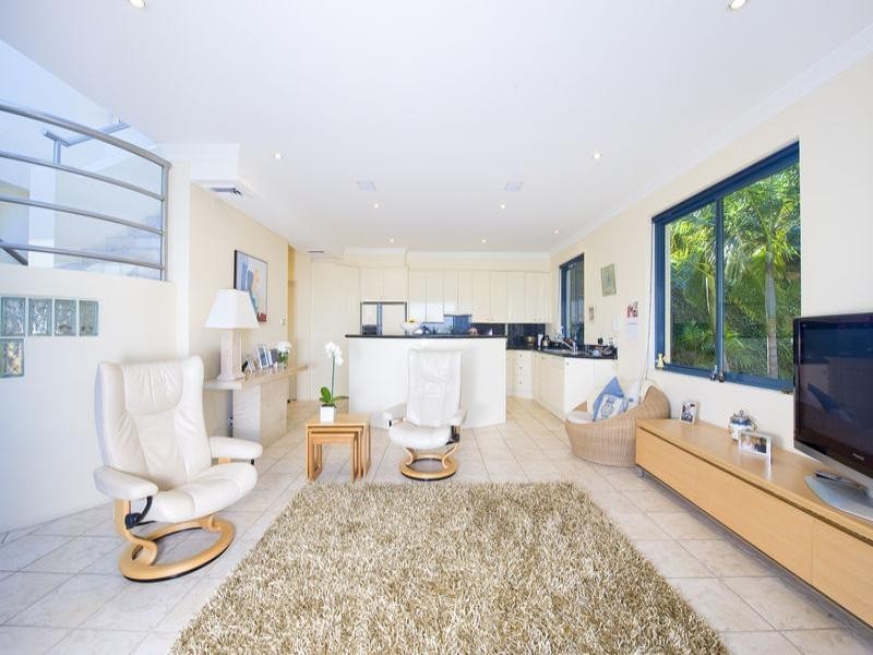 1B Edgecliffe Esplanade, Seaforth NSW 2092