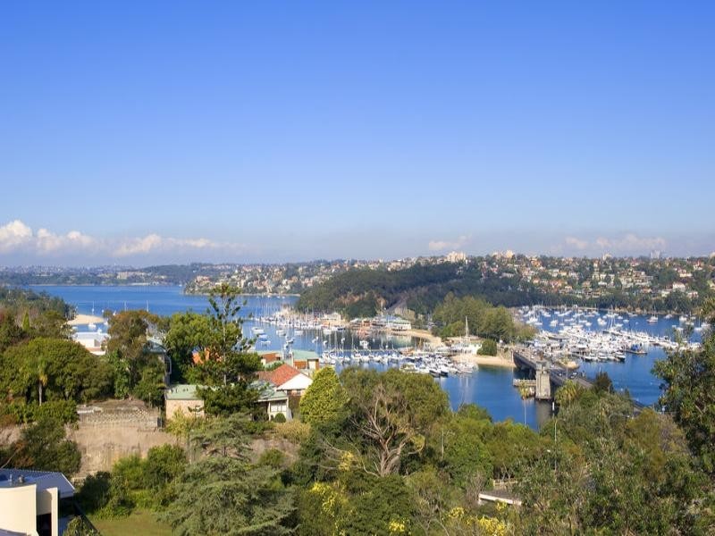 1B Edgecliffe Esplanade, Seaforth NSW 2092