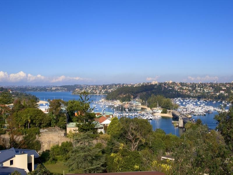 1B Edgecliffe Esplanade, Seaforth NSW 2092