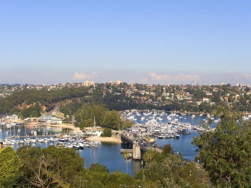 1B Edgecliffe Esplanade, Seaforth NSW 2092