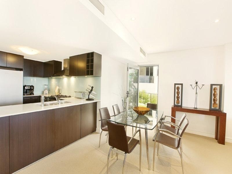 10/63-67 Pavilion Street, Queenscliff NSW 2096