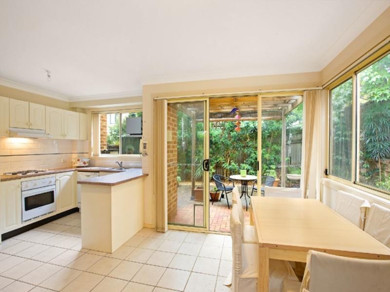 2/78a Old Pittwater Road, Brookvale NSW 2100