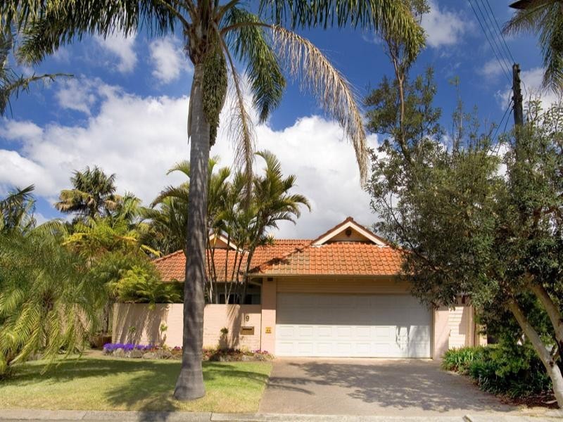 9 Monash Crescent, Clontarf NSW 2093