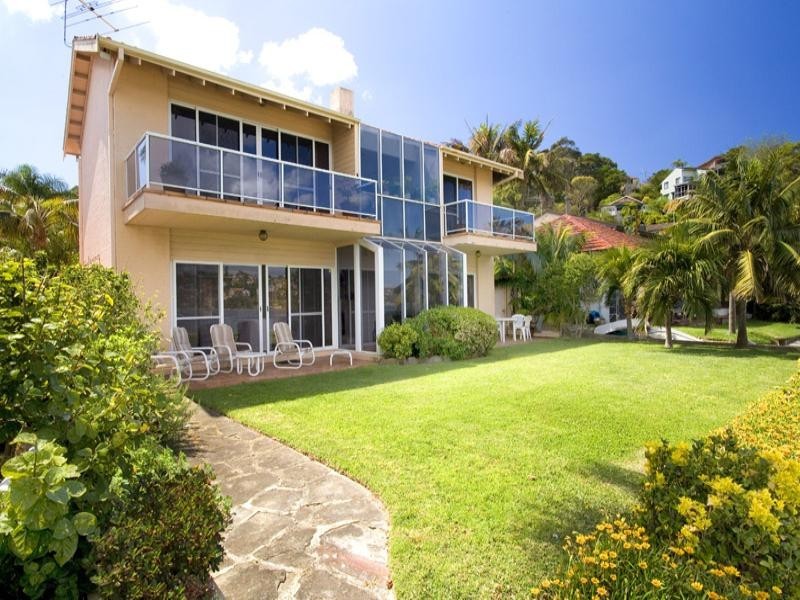 9 Monash Crescent, Clontarf NSW 2093