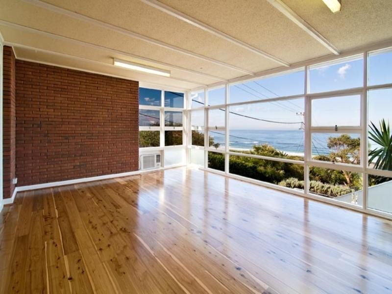 22 Lancaster Crescent, Collaroy NSW 2097