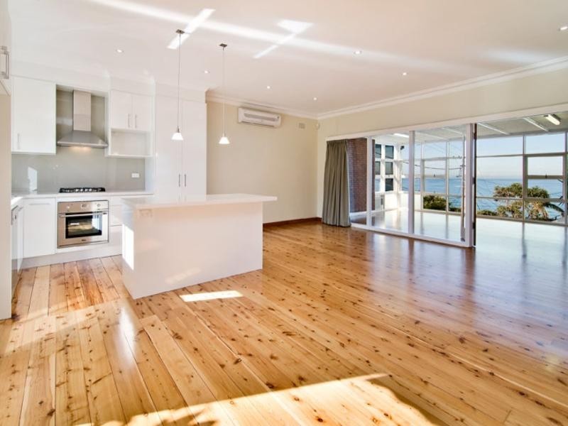22 Lancaster Crescent, Collaroy NSW 2097