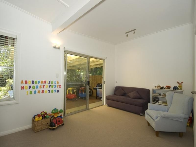 10 Tora Place, Forestville NSW 2087