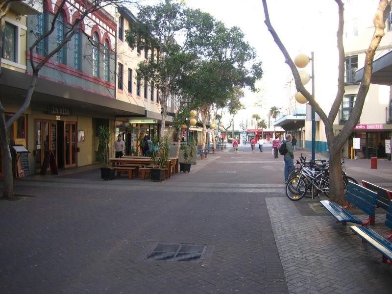 Shop 4 9-15 Central Avenue, Manly NSW 2095