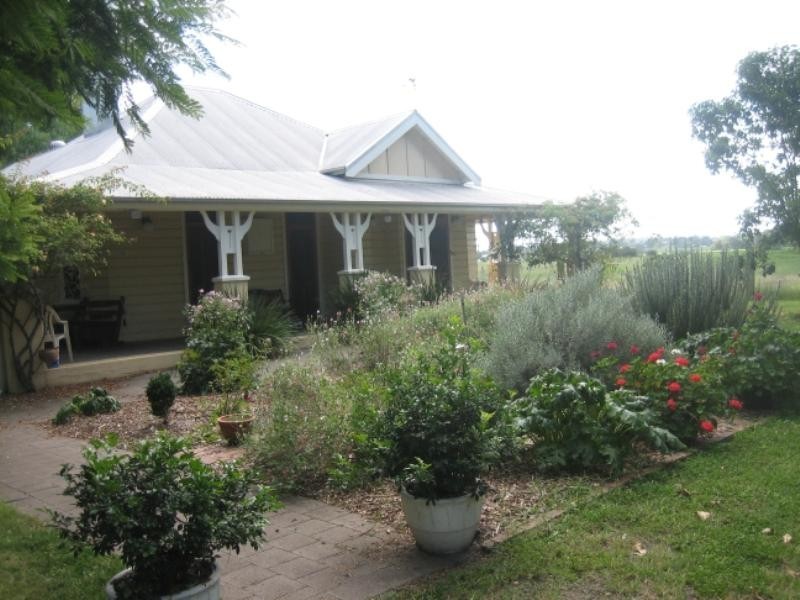 229 Glenarvon Road, Lorn NSW 2320