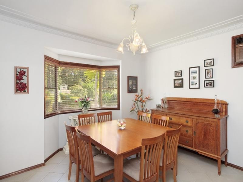10 Bate Avenue, Allambie Heights NSW 2100