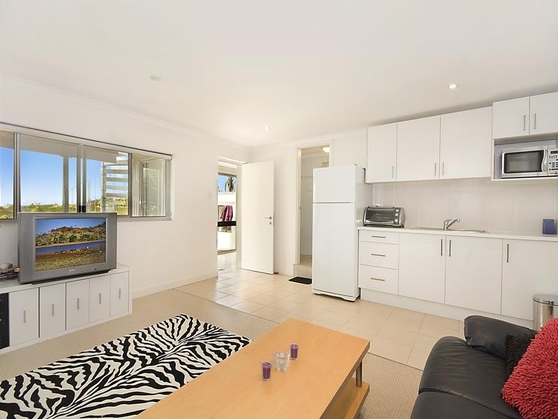 29 Woorarra Avenue, Narrabeen NSW 2101