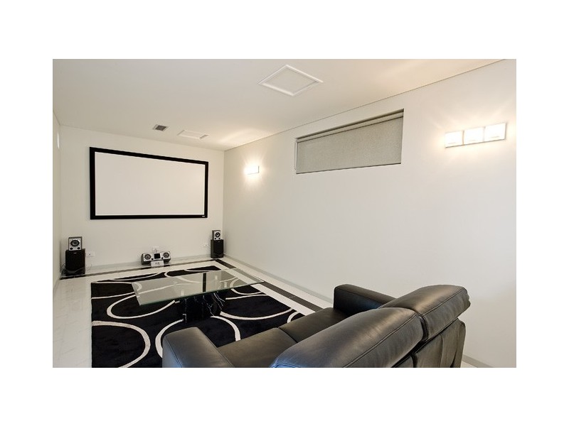 36 Gurney Crescent, Seaforth NSW 2092