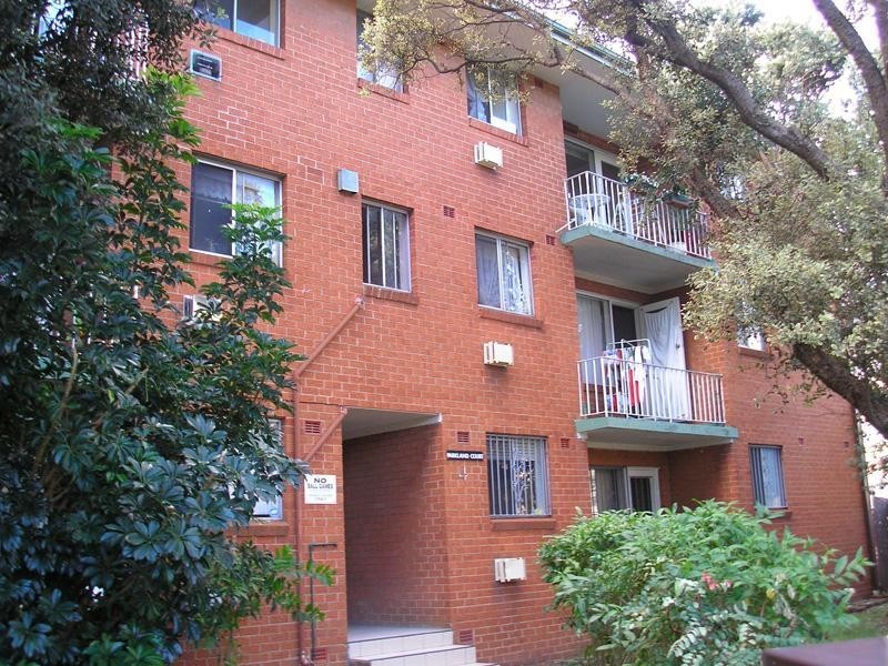 3/4 Hearne Close, Eastlakes NSW 2018